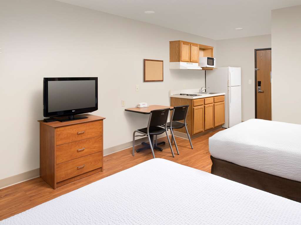Extended Stay America Select Suites - Wichita - South Номер фото