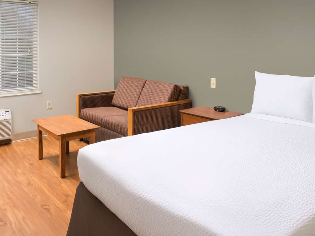 Extended Stay America Select Suites - Wichita - South Номер фото